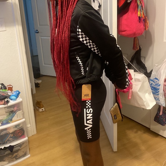 Jacket 🧥 - Picture 6 of 7